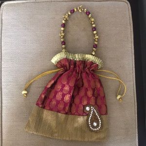 Handmade pouch/wristlet